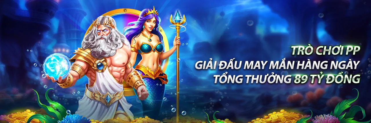 Sân vận động với trận đấu bóng đá sôi động, logo hh88 nổ hũ nổi bật
